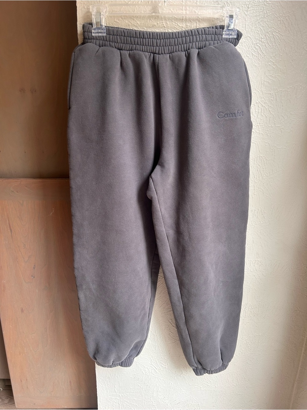 Comfrt unisex gray sweatpants joggers Size XL
